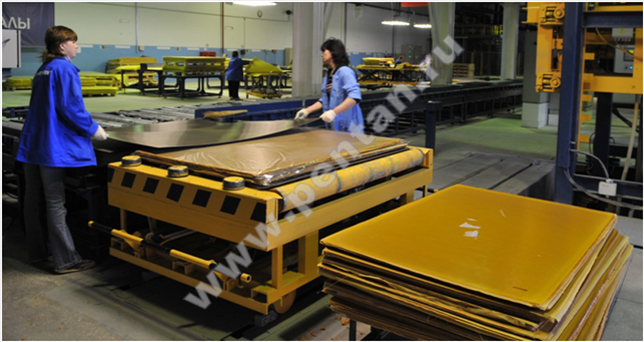 Производство стеклотекстолита - Разборка запрессованных пакетов